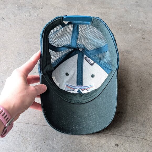 Patagonia Green Mesh P-6 Logo Snapback Trucker Hat one size unisex - Picture 11 of 11